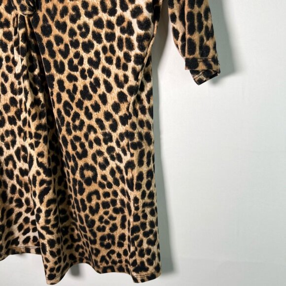 NWT CARMEN MARC VALVO Leopard Cheetah Print Tie V-neck Short Sleeve Blouse Sz XS - Picture 11 of 14